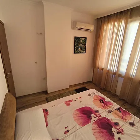 Apartment Rilska - Center And Sea Garden Burgas